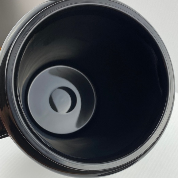 Tim Hortons The Big Tim Mug Thermos 64 oz - Picture 8 of 9